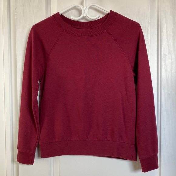 Women’s H&M Burgundy Crew Neck - Picture 1 of 4